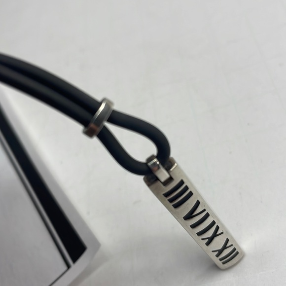 Authentic Tiffany & Co sterling Silver Bar & cord Necklace with COA - Picture 7 of 9